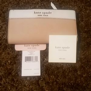 KATE SPADE WALLET ( AUTHENTIC )